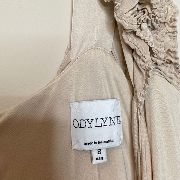 ODYLYNE Carrosaw Romantic Maxi Dress - Picture 8 of 10